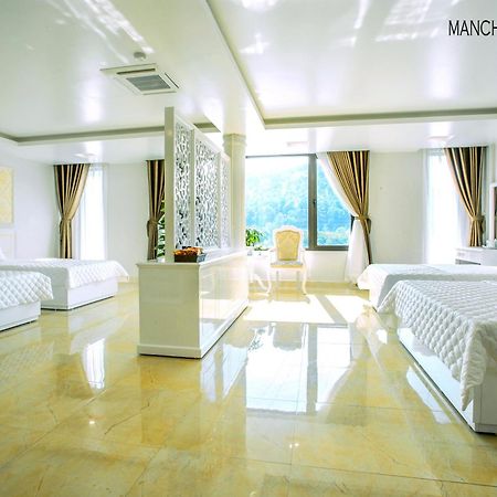 Manchester Hotel Ha Long Exterior photo